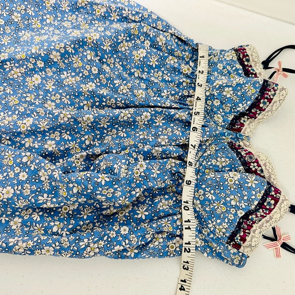 FINAL CLEARANCE! Amazing top by Liberty. Small or xs. Measurements in photos. 🌹 - Picture 2 of 6